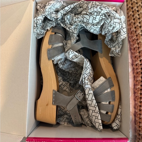 Swedish Hasbeens Gray Nubuck Debutant Low Sandal Clogs Shoes 38/7.5 Rare - Picture 8 of 8